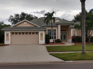 5753 Sandy Pointe Dr, Sarasota, FL 34233