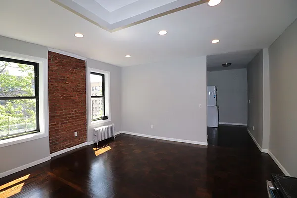 Rented by Bruma Realty LLC | media 4