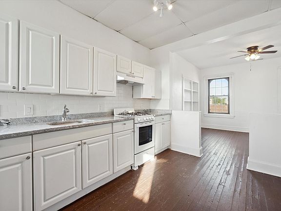 4th image of 1518 S 10th St Floor 3