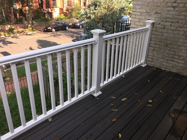 203 Kentucky Ave SE — Photo 7