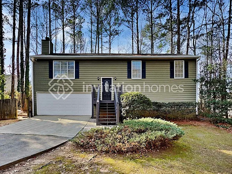 1706 Live Oak Dr NW — Photo 1