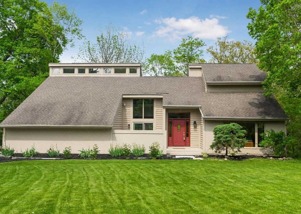 1st image of 4766 Donegal Cliffs Dr