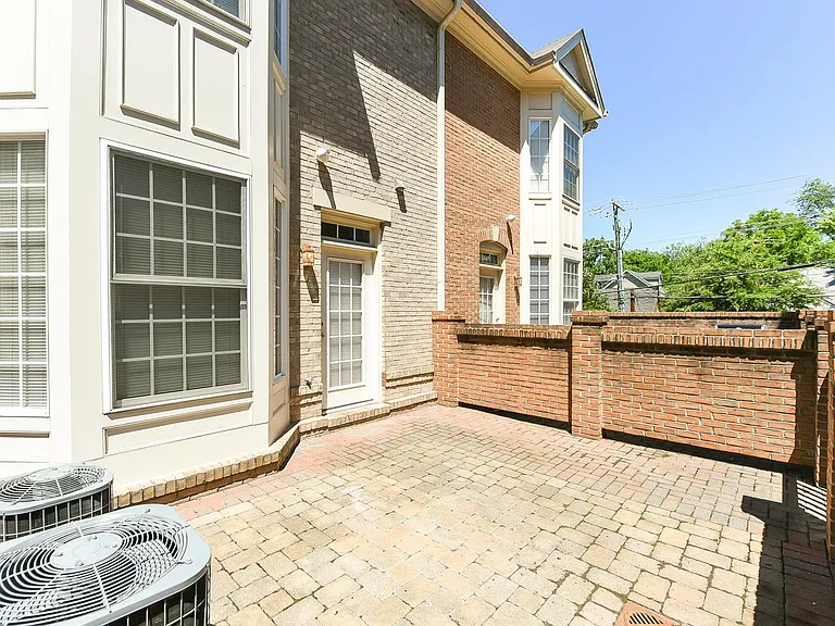 4638 Wilson Blvd — Photo 28