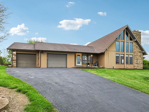 2nd image of 128 Southwood Dr
