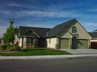2252 E Challis, Meridian, ID 83642