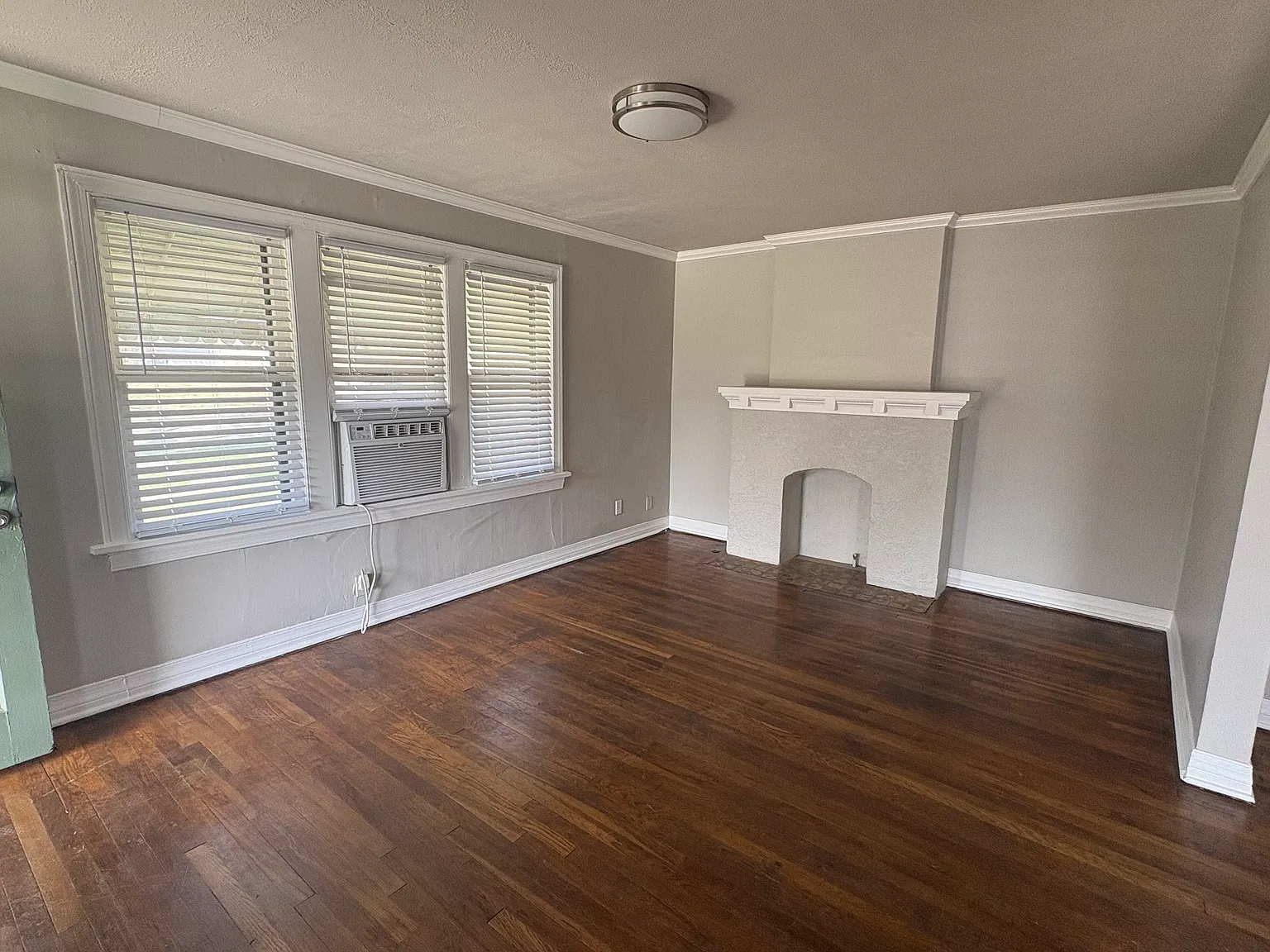 1 bed, 1000 sqft, $1,000 — Photo 4
