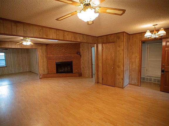 5th image of 4816 Blaney Ave
