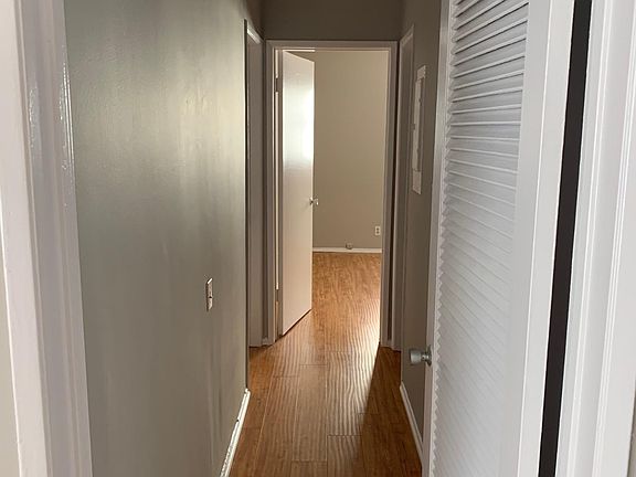 3rd image of 2157 Vine St