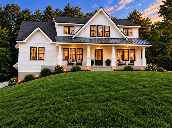 15 Jewett St, Georgetown, MA 01833