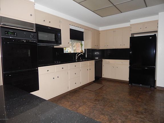 Kitchen view 3