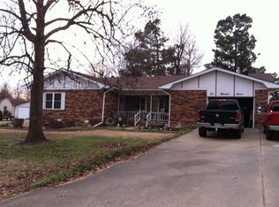 207 N Fairview St, Rector, AR 72461