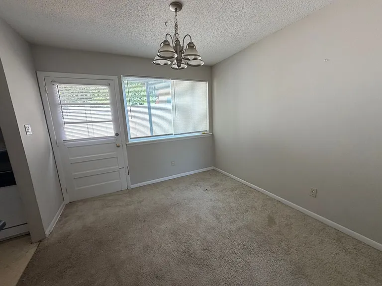 2364 Champion Ct — Photo 5