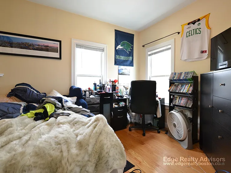 5 Benson St #1 — Photo 12