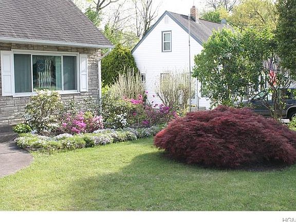 4th image of 66 Bogert Ave