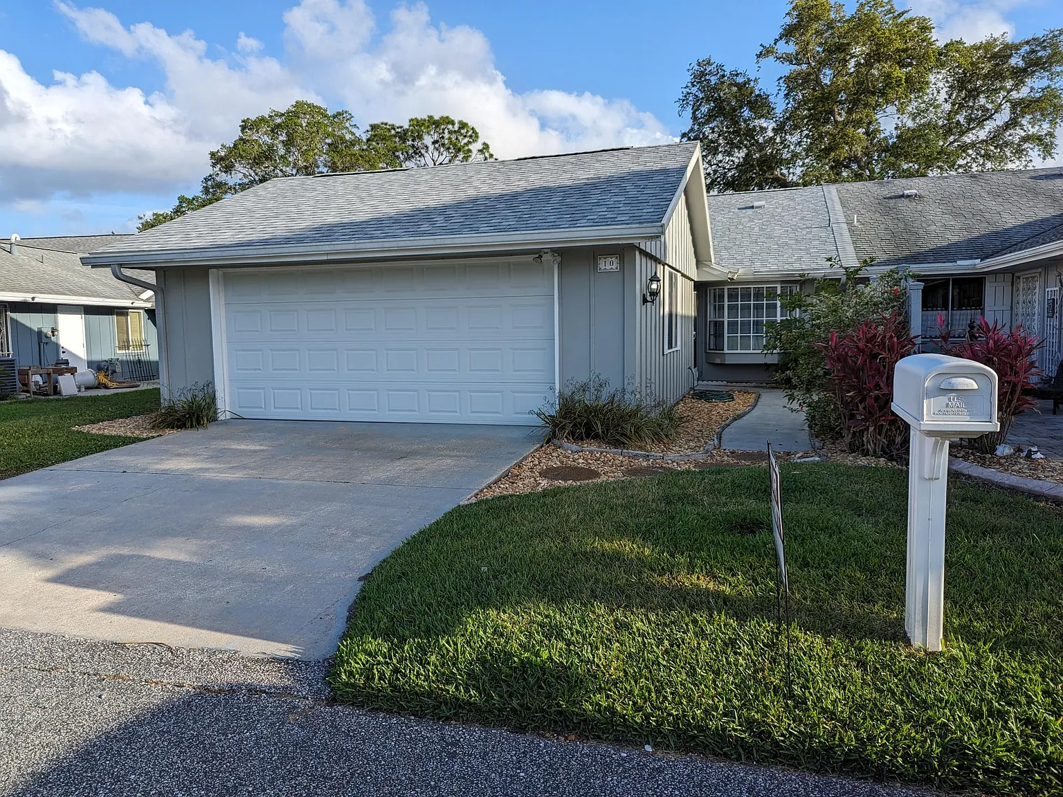 2 bed, 1252 sqft, $2,000 — Photo 1