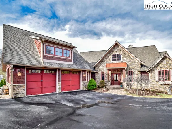 303 Andrews Road, Banner Elk, NC 28604