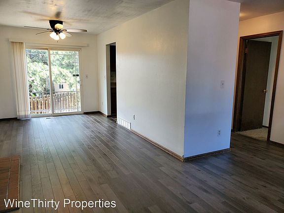 3rd image of 5528 Fiesta Ln
