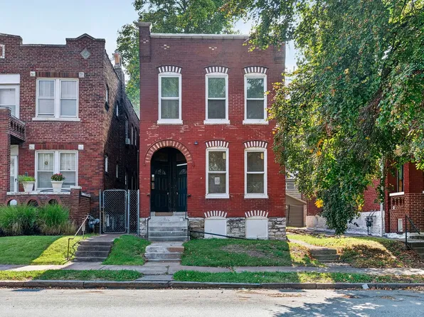 920 Bates