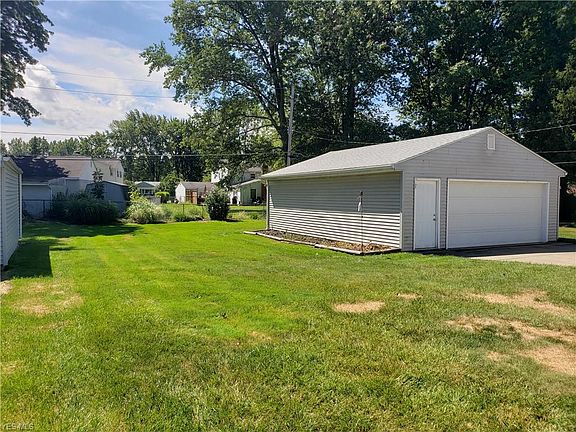 4th image of 38390 Dolores Dr