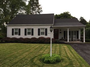 105 Holly Dr, New Windsor, NY 12553