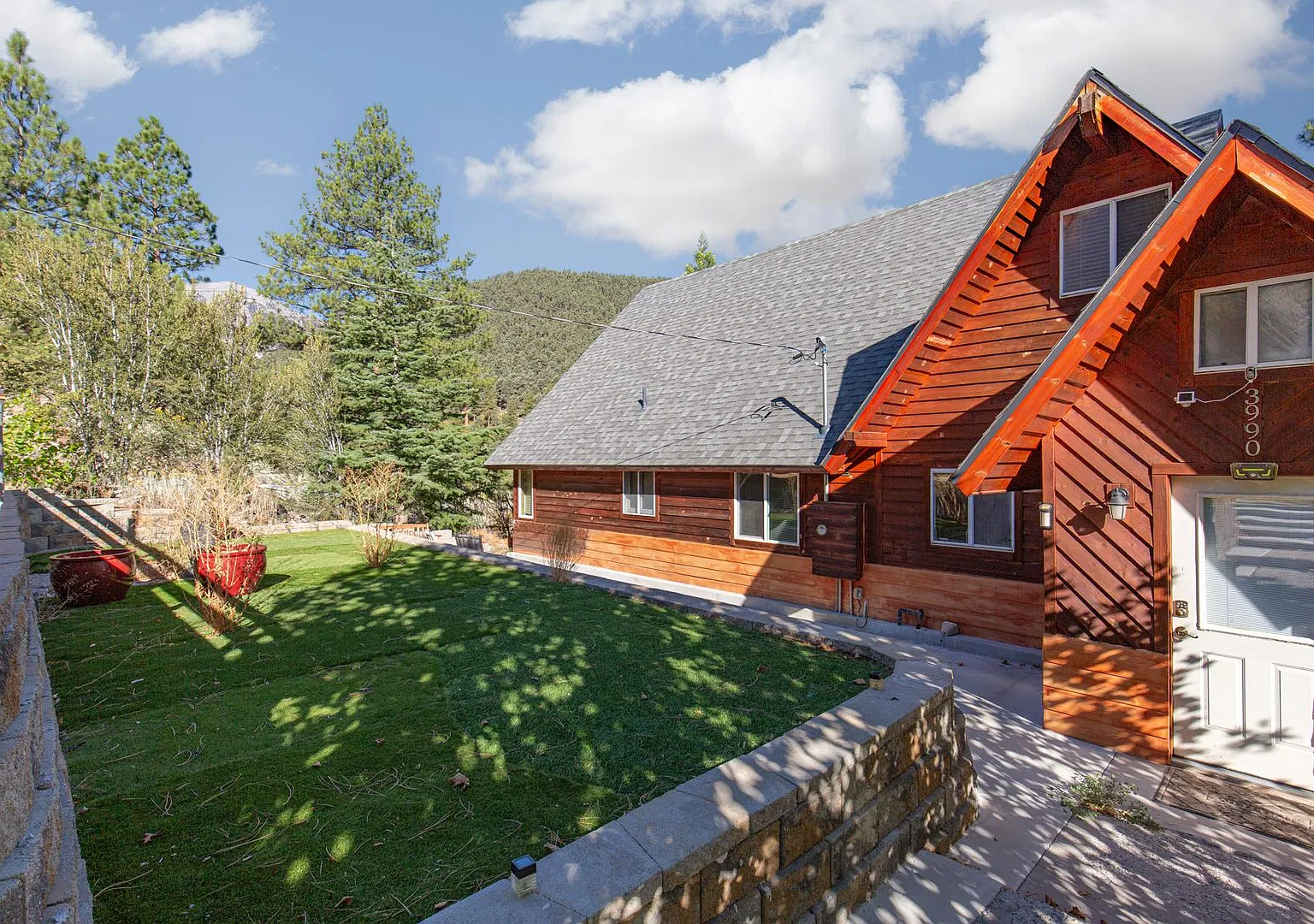 Mt Charleston Home With Fantastic Views — Photo 2