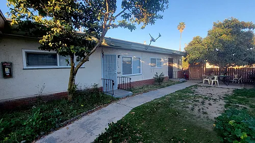 3834-3840 Euclid Ave Photo 1