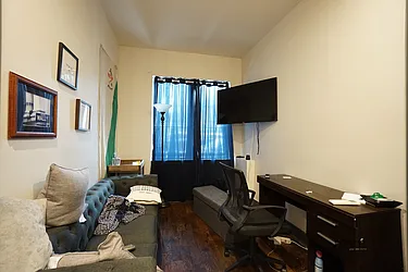 Rented by Rennit Inc.