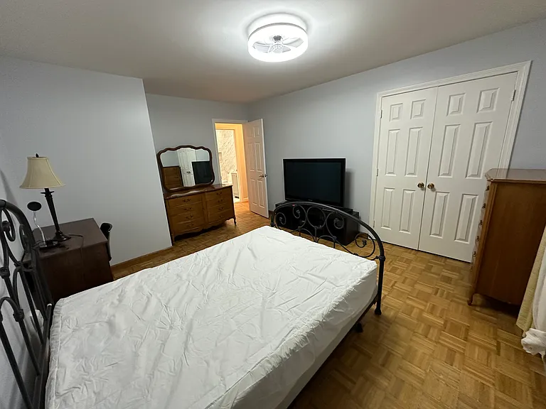 10 Greenwood St #E — Photo 10