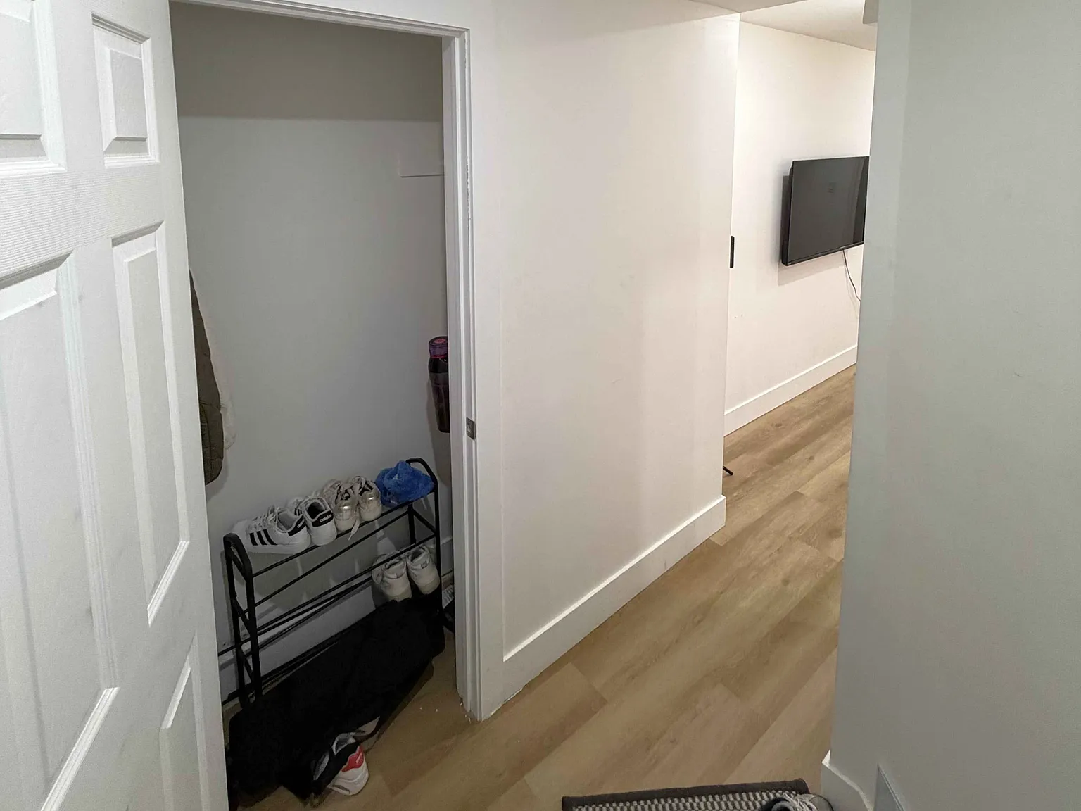 2 bed, $1,899 — Photo 4