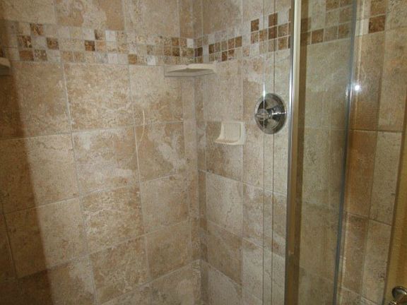 3rd image of 1616 Bel Aire Ave