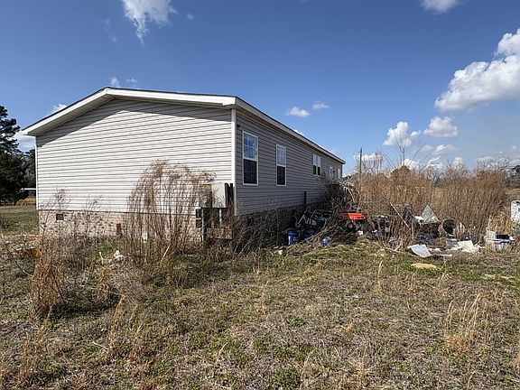 3rd image of 176 Old Flowers Rd