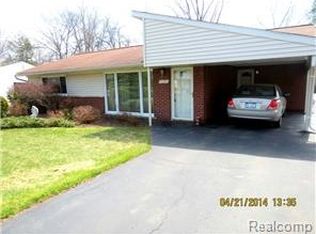 2459 Littletell Ave, West Bloomfield, MI 48324