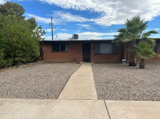 1843 W Caravelle Rd, Tucson, AZ 85713