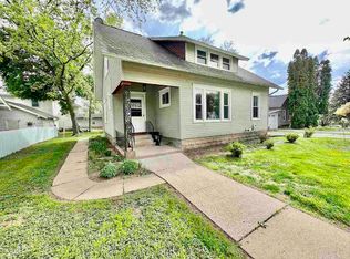 309 W Clark St, North English, IA 52316