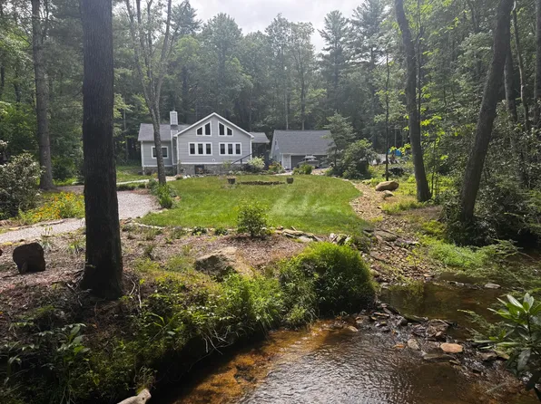 6350 Gingercake Rd, Newland, NC 28657
