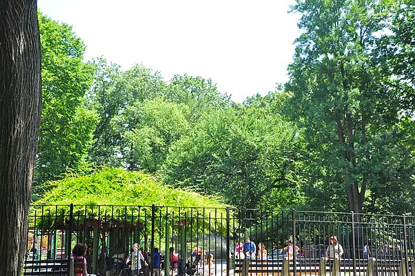 Rented by BSRG Realty | media 21