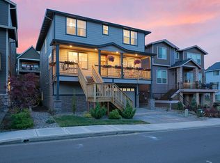 637 N U St, Washougal, WA 98671