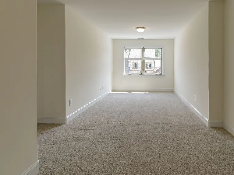 4331 Holstein Dr — Photo 22