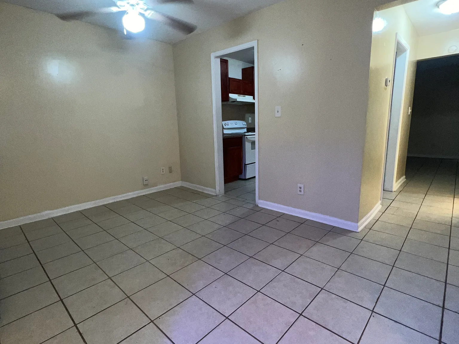 2 bed, 2.5 bath, 1200 sqft, $1,650 — Photo 4