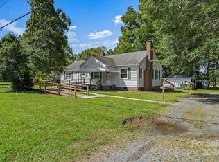 7705 Beatties Ford Rd, Charlotte, NC 28216