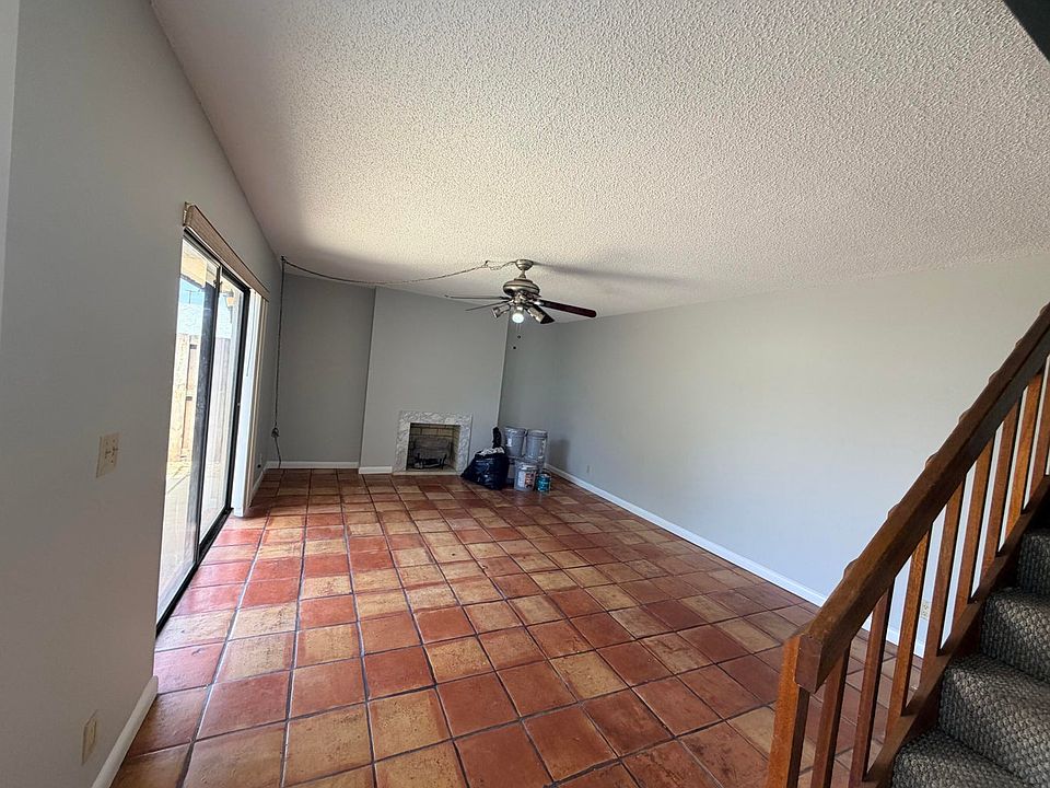 1st image of 37 Lake Arbor Dr