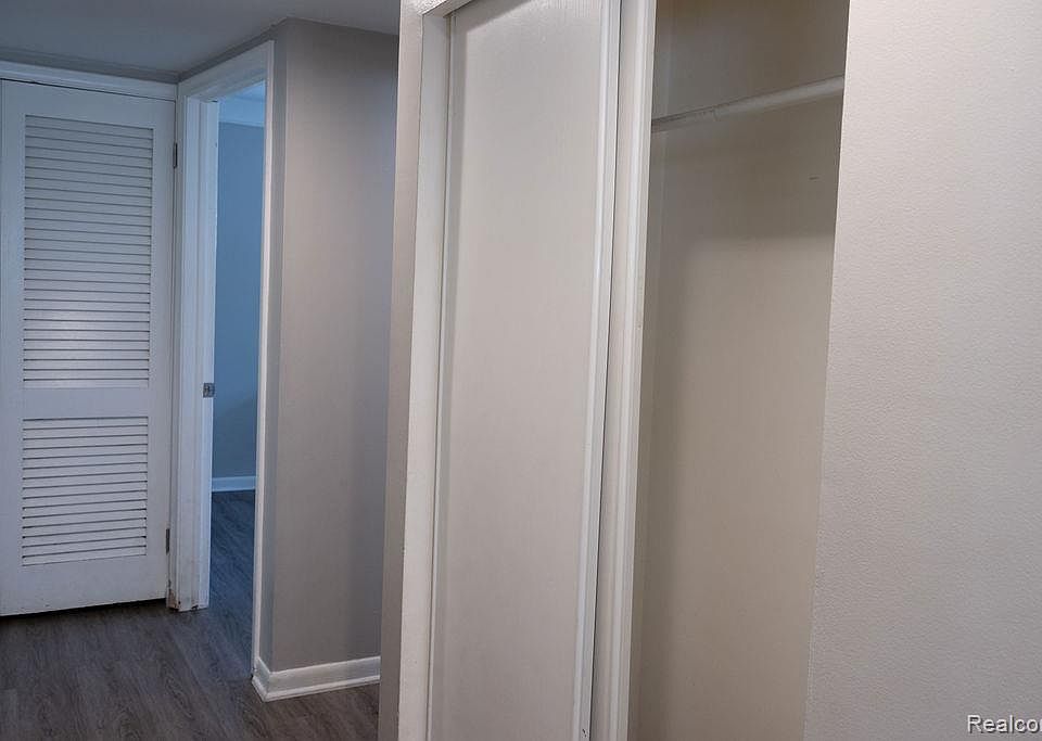 28140 Everett St, photo 7