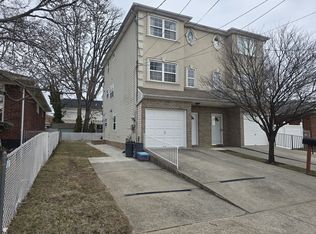 223 Hull Ave FLOOR 2, Staten Island, NY 10306