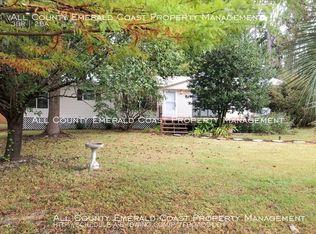 116 Pine St, Freeport, FL 32439