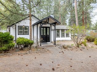 60236 Navajo Rd, Bend, OR 97702