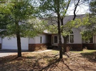 6127 Dover Ln, Traverse City, MI 49685