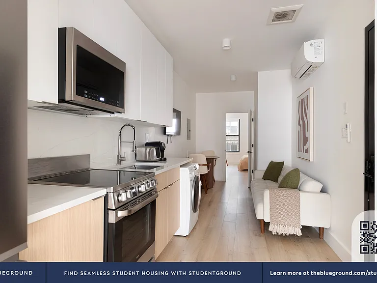 940 1st Ave #4L — Photo 6