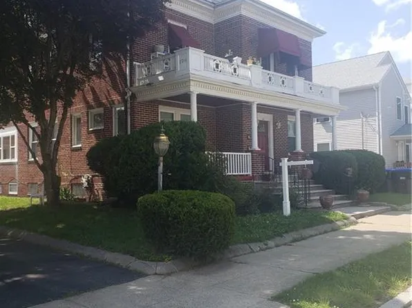 106 Langdon St, Providence, RI 02904