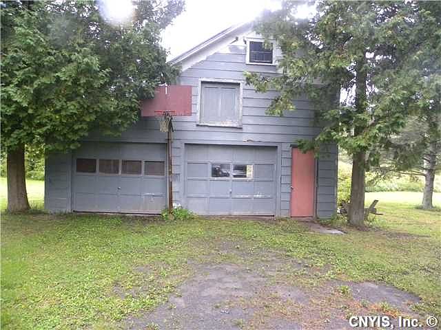 2nd image of 65 North St