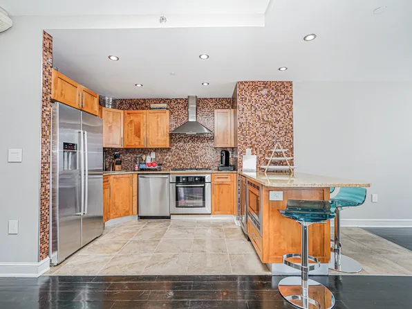 1702 Avenue Z image 11 of 40